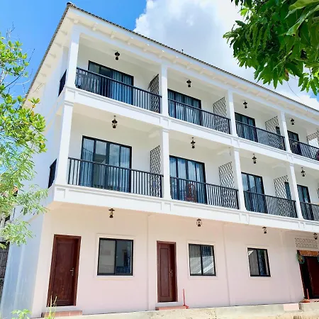 Amara House